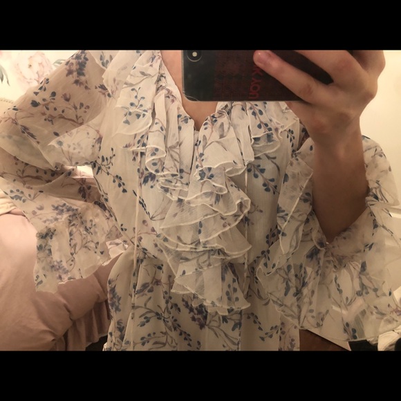 Floral romper✨ - Picture 3 of 4